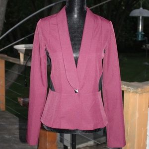 Charlotte Russe Maroon / Black Blazer Size Medium